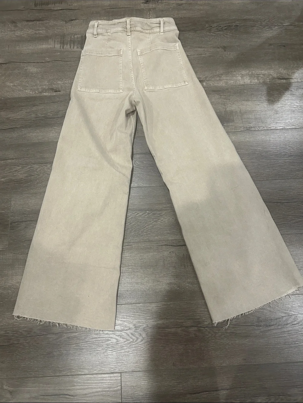 Zara Beige Wide-Leg High-Rise Jeans - Picture 4 of 5